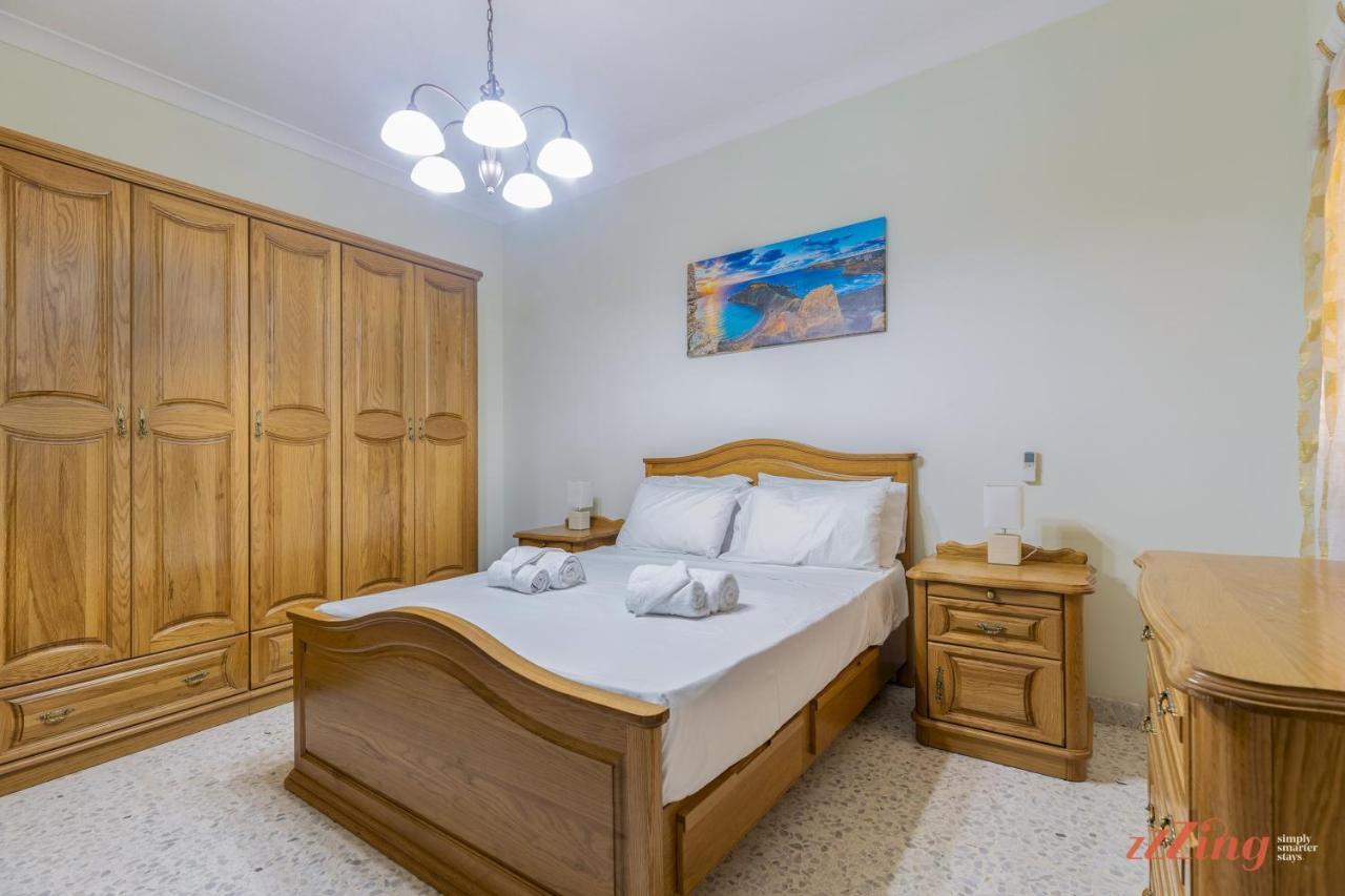 Beachfront 2 Bedroom Holiday Home Is-Sellum Exterior foto